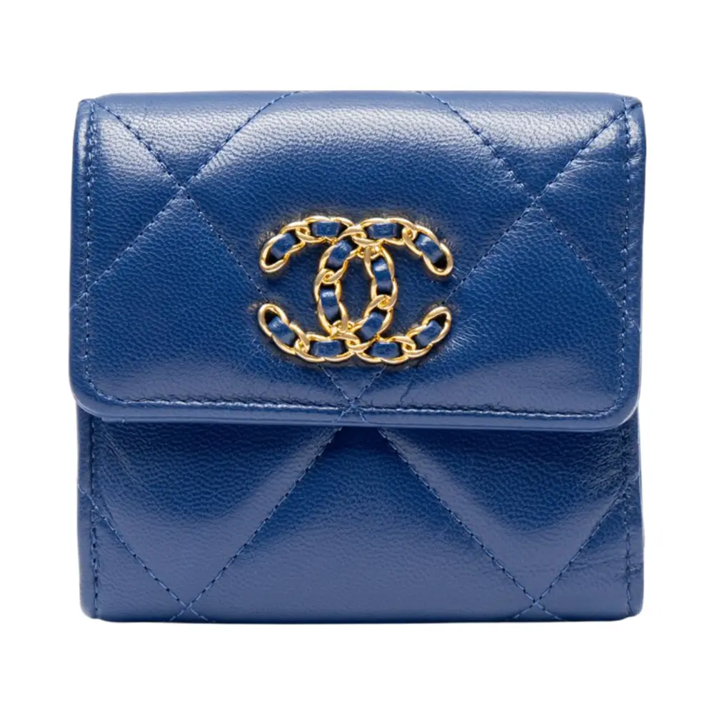 Chanel C 19 Small Goatskin Quilted Flap Wallet Blue – voilà.id