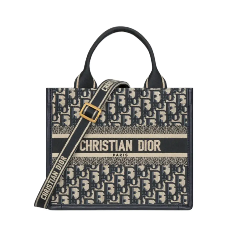 Christian Dior designer of dream 2022バッグ Christian Dior Tote bag Designer of Dreams Museum of