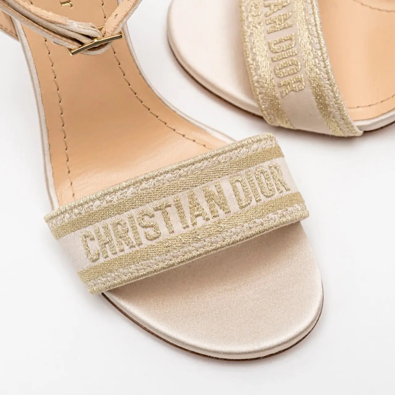 Sandal christian dior on sale