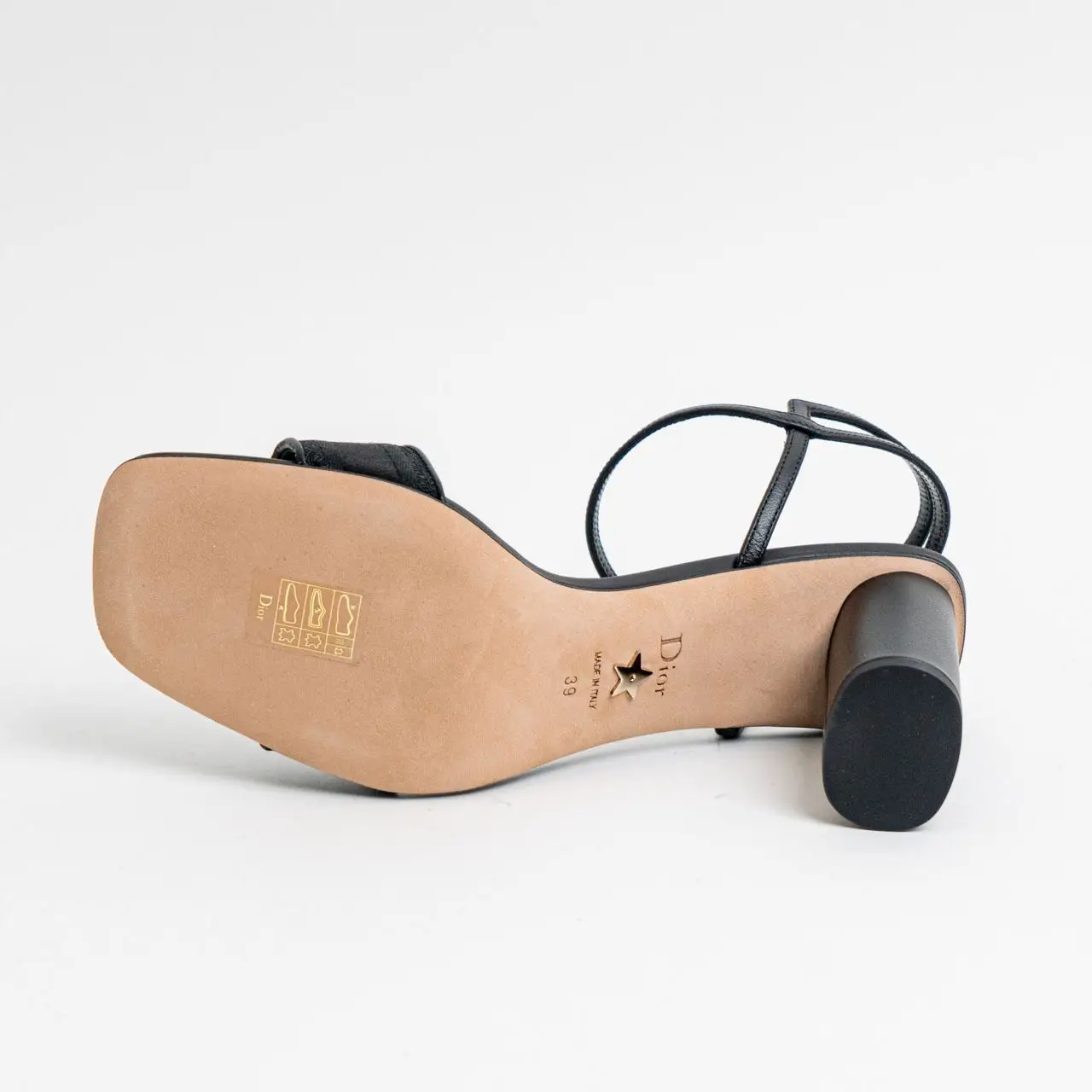 ◆Dior◆Dway Heeled Sandal Black Calfskin Embroidered Cotton Dway Heeled Sandal Black Calfskin and Embroidered Cotton | DIOR