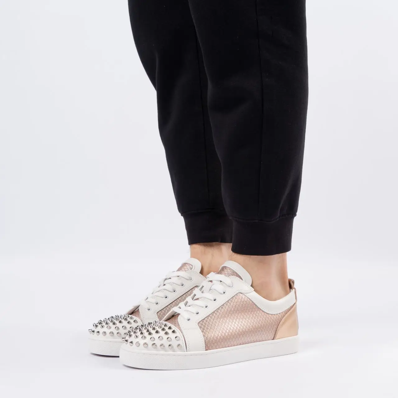 Christian Louboutin Varsijunior Spikes スニーカー Louis Junior Spikes ブラック ヴーベロア（スエード） - Shoes