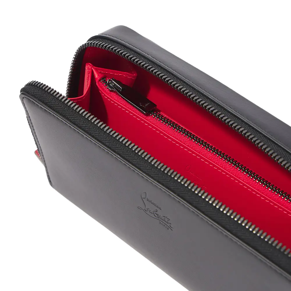 Christian Louboutin Djanis Calf Leather Zipped Wallet Black – voilà.id