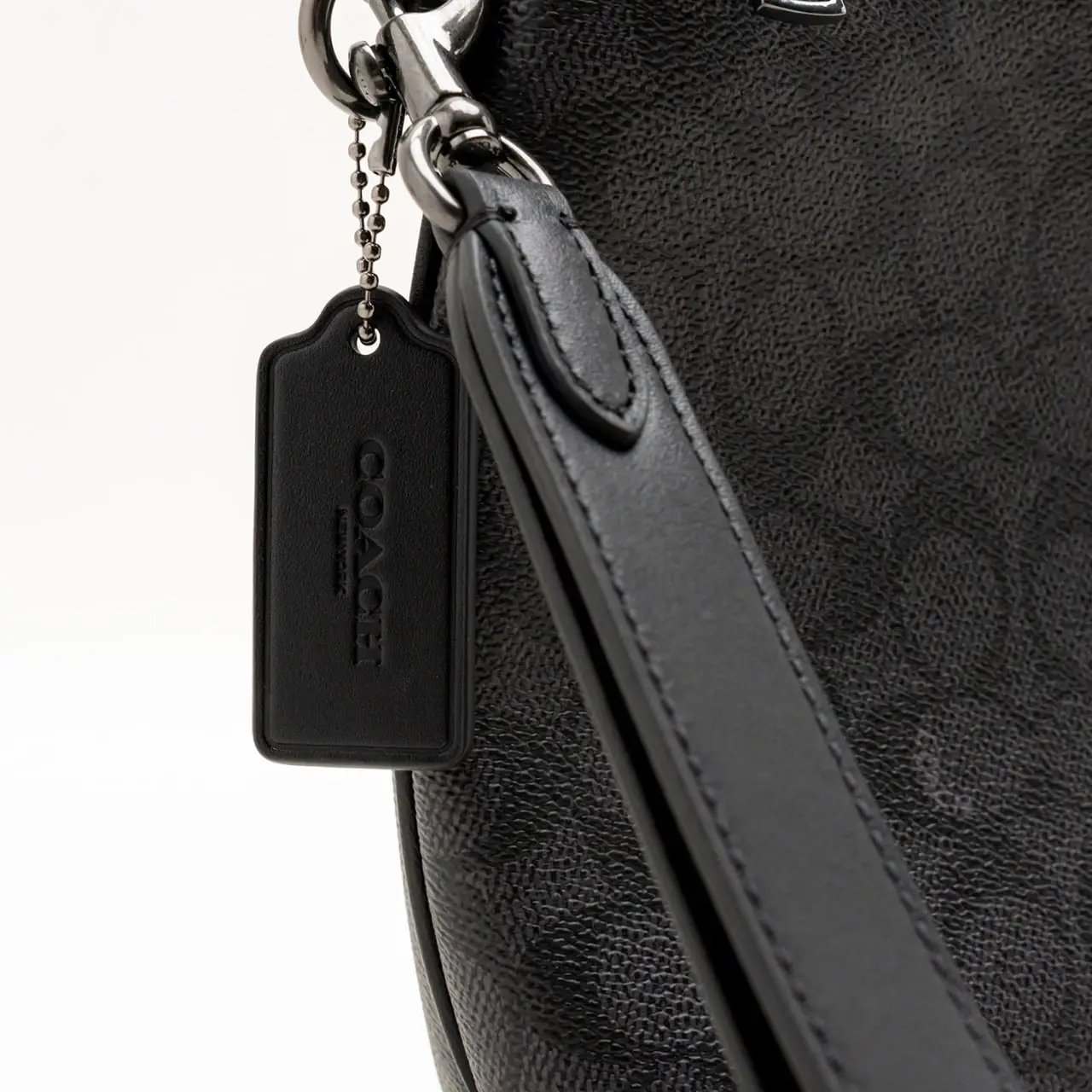 バッグ COACH Accessory pouch signature leather Coach Pouch In Signature Canvas Calf Leather Gunmetal/Charcoal