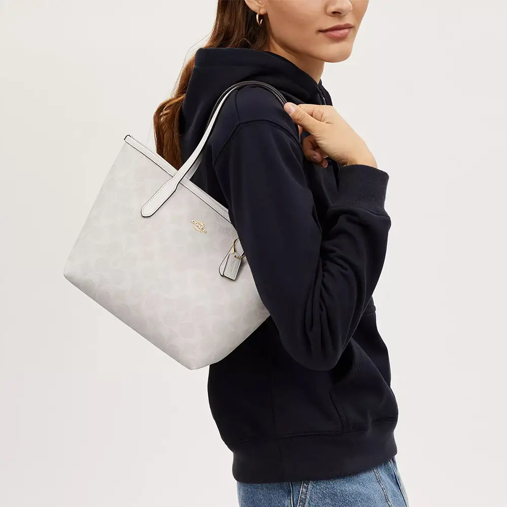 Coach city tote - winter authentic white