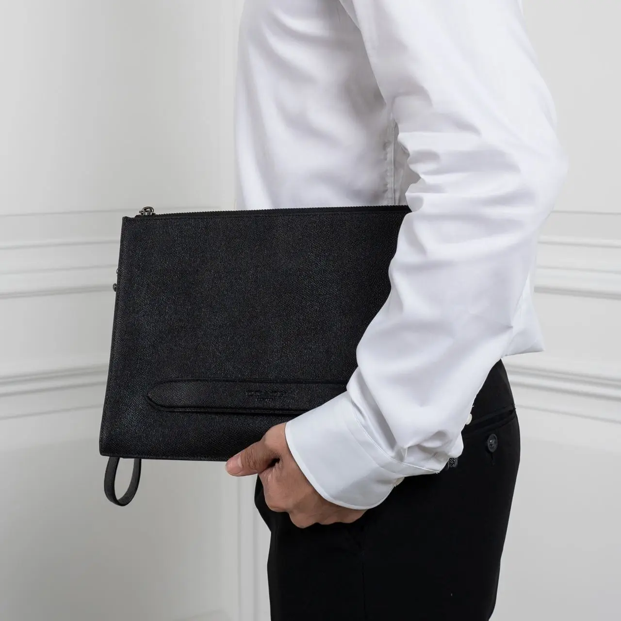 Coach Structured Pouch Crossgrain Black – voilà.id