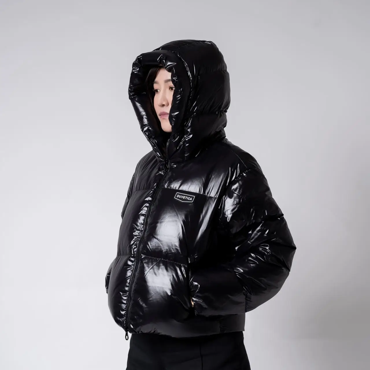 Duvetica Bellatrix Glossy Hooded Down Jacket Black – voilà.id