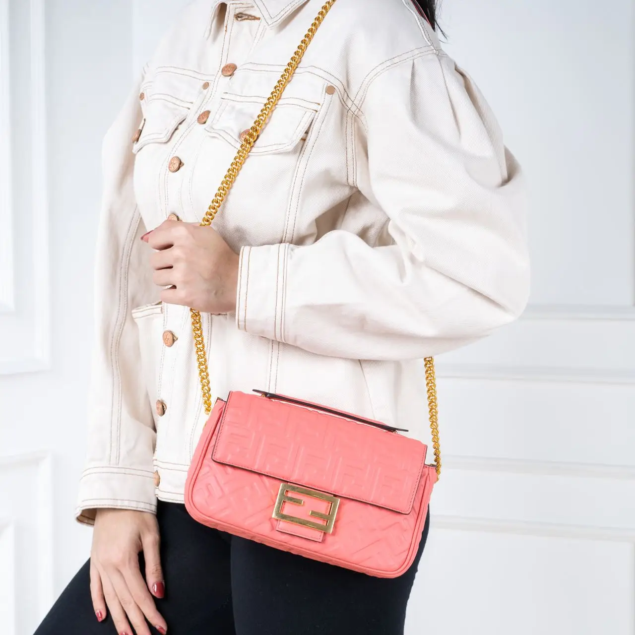 fendi シュシュ　ピンク FFショール シルク ピンク | Fendi
