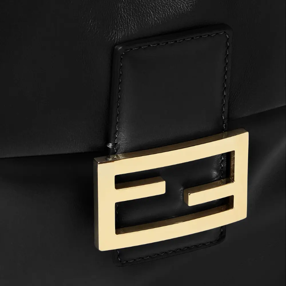 FENDIバッグ Fendi FF Backpack Leather Black – voilà.id