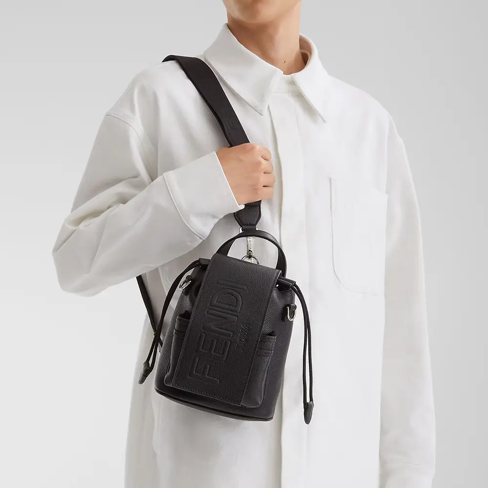 【FENDI】STRIKE MINI SHOULDER BAG Fendi Roma Leather Fendi Strike Mini Leather Black | Fendi