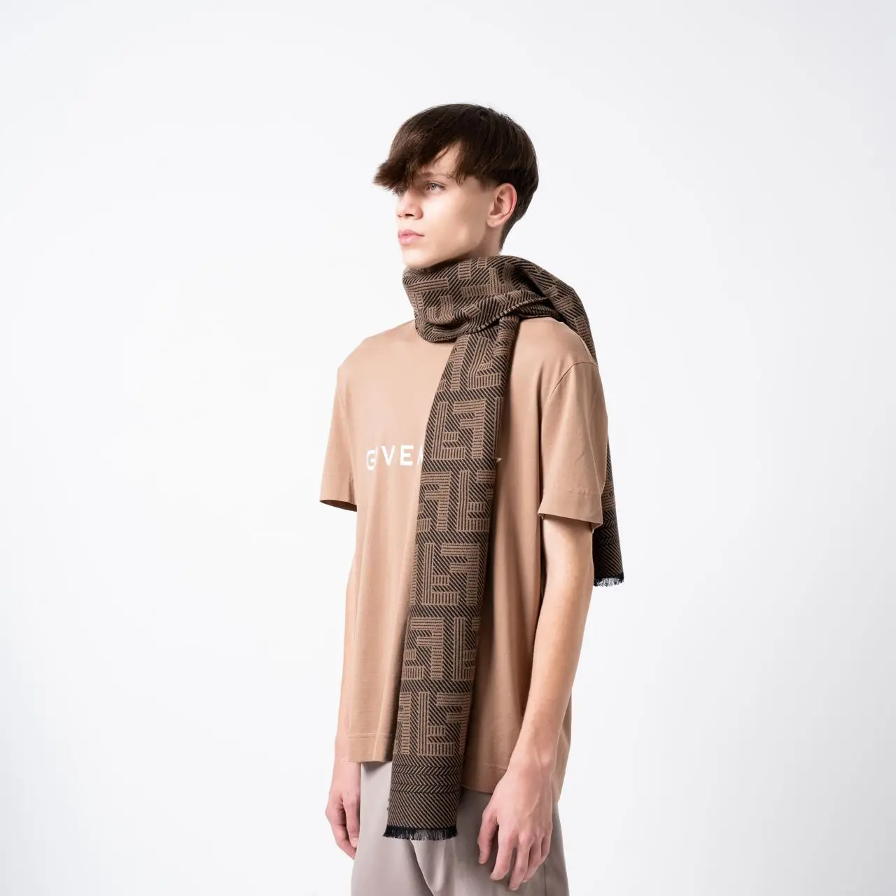 Fendi Wool and Silk Scarf Brown – voilà.id