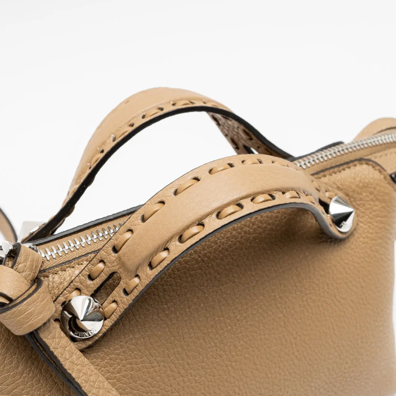 ◆FENDI 最新作◆By The Way Selleria Mini バッグ/CAPPUCCINO◆ By The Way Selleria Mini Cuoio Romano leather Beige | Fendi