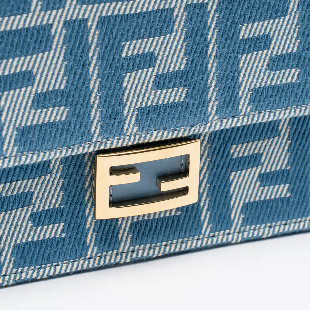 【Fendi】Baguette FF jacquard card holder - Blue Fendi Baguette Ff Jacquard Card Case in Blue | Lyst UK