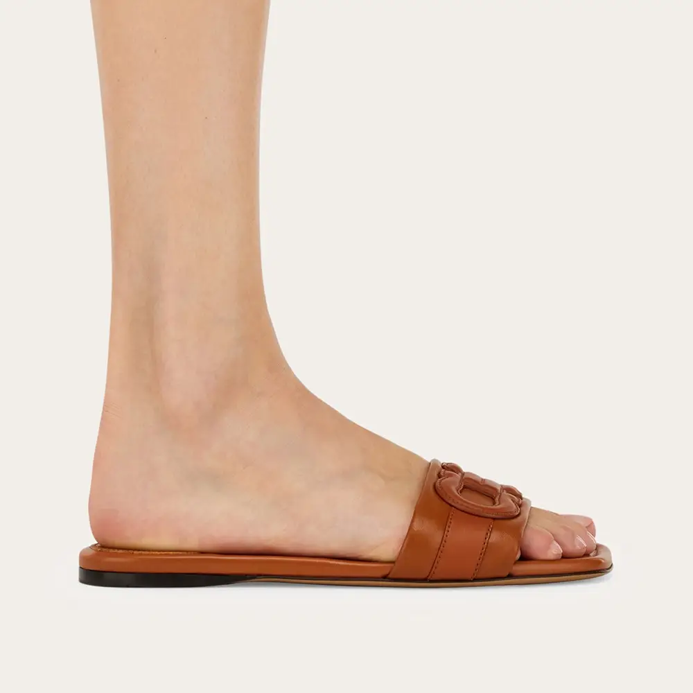 Ferragamo Gancini 3D Effect Double Stitching Slide Brown