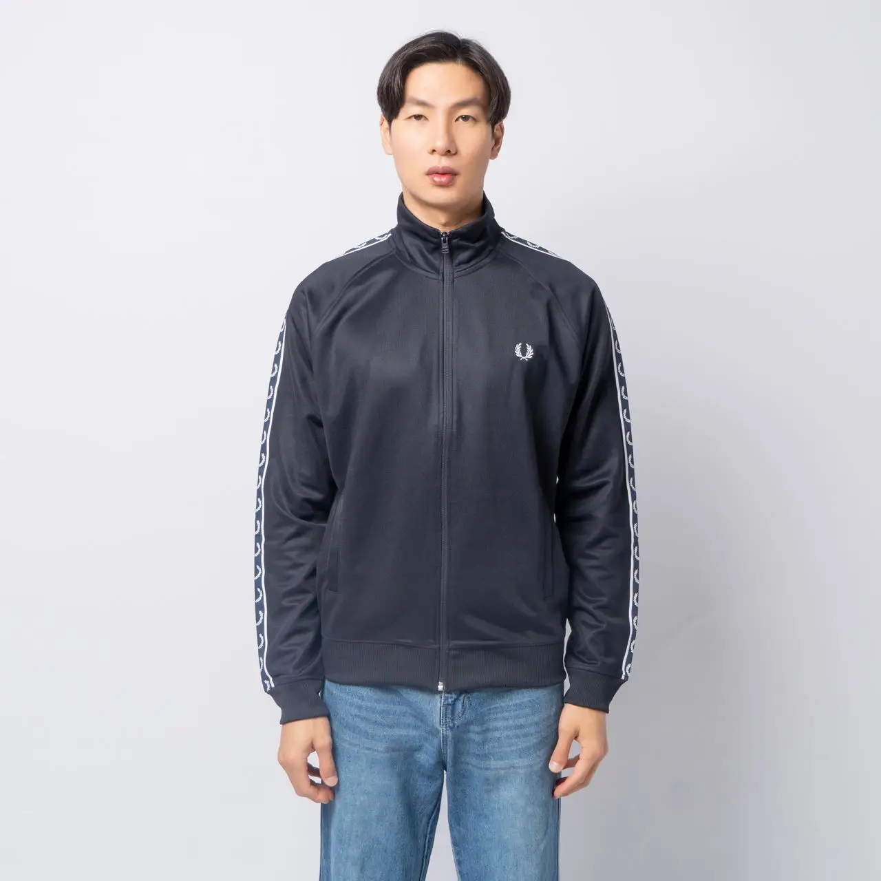Fred Perry Contrast Tape Track Jacket Navy/Navy – voilà.id