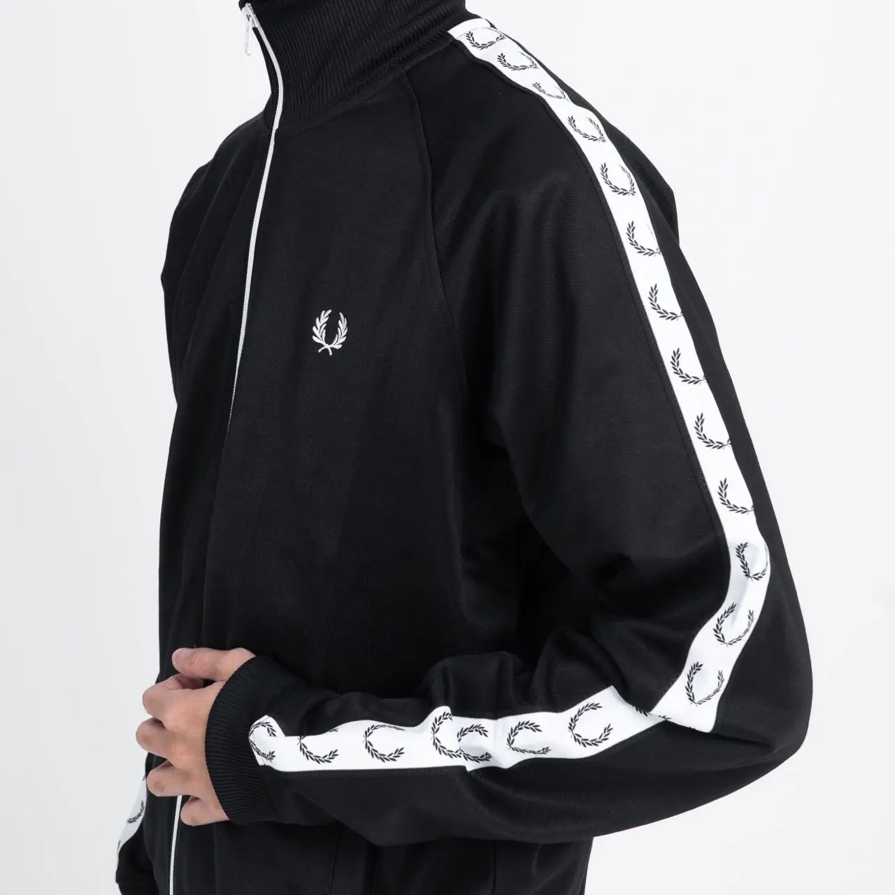 Fred Perry Embroidered Logo Taped Track Jacket Black – voilà.id