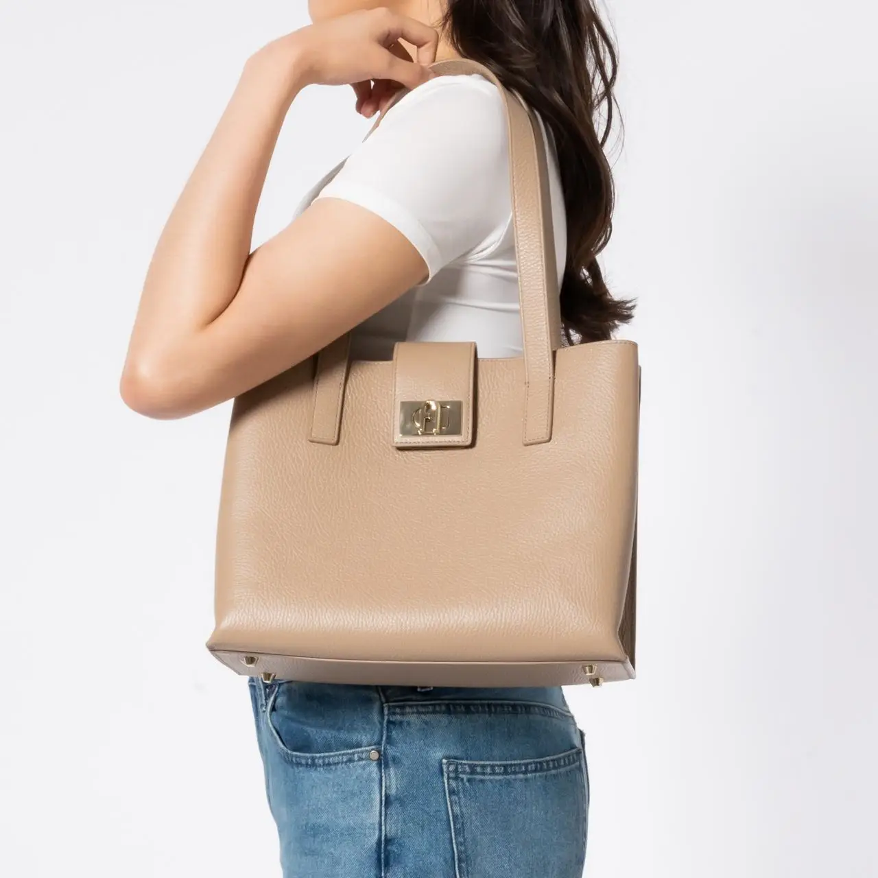 Furla 1927 M Tote Bag Greige – voilà.id