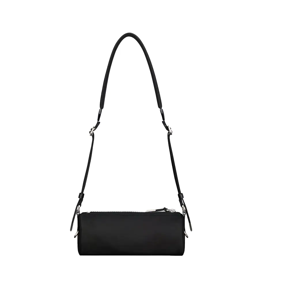 ショルダーバッグ GIVENCHY SS25 'Voyou roller' crossbody bag (BKU054K1JE 001) Voyou Roller bag in grained leather in - black | Givenchy US