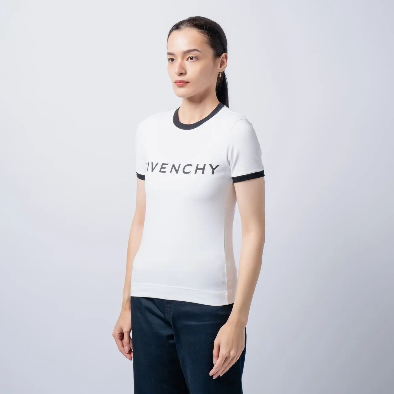 ☆GIVENCHY☆ Archetype オーバーフィット Tシャツ Givenchy Archetype Logo Print T-Shirt Black Women – voilà.id