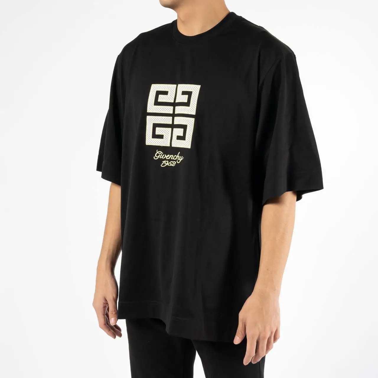 Tシャツ・カットソー [GIVENCHY] 4G Mesh Embroidery Logo Classic Fit Short Sleeve Authentic Givenchy 4g Embroidered T-shirt Black Oversize Fit