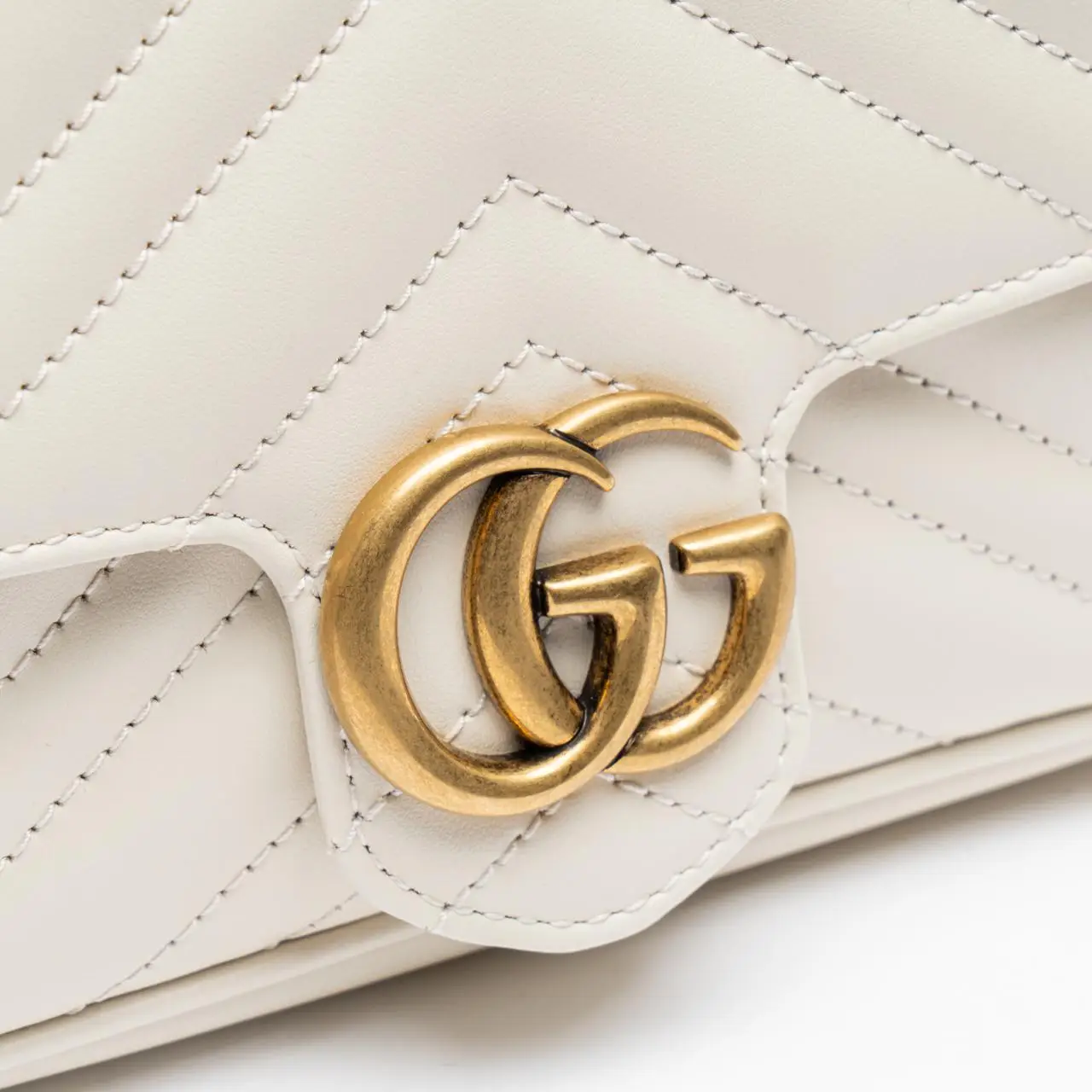 Gucci GG Marmont Matelasse Chain Small Shoulder Bag White Ghw