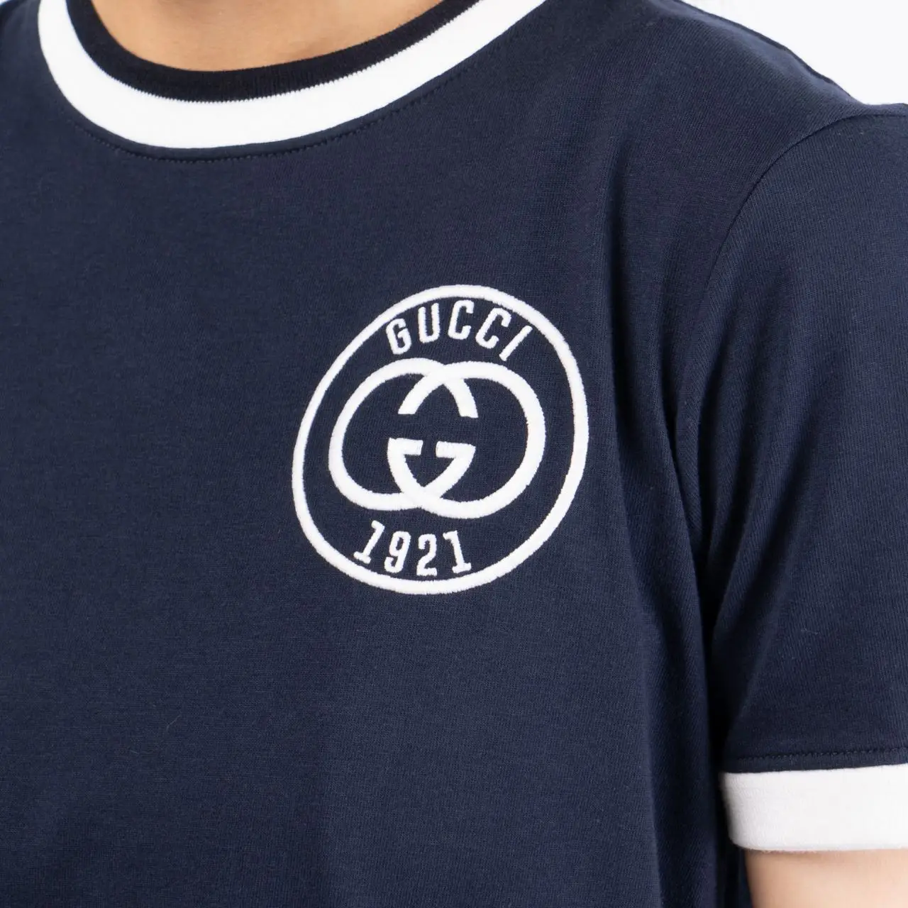Printed cotton jersey T-shirt in navy | GUCCI® US
