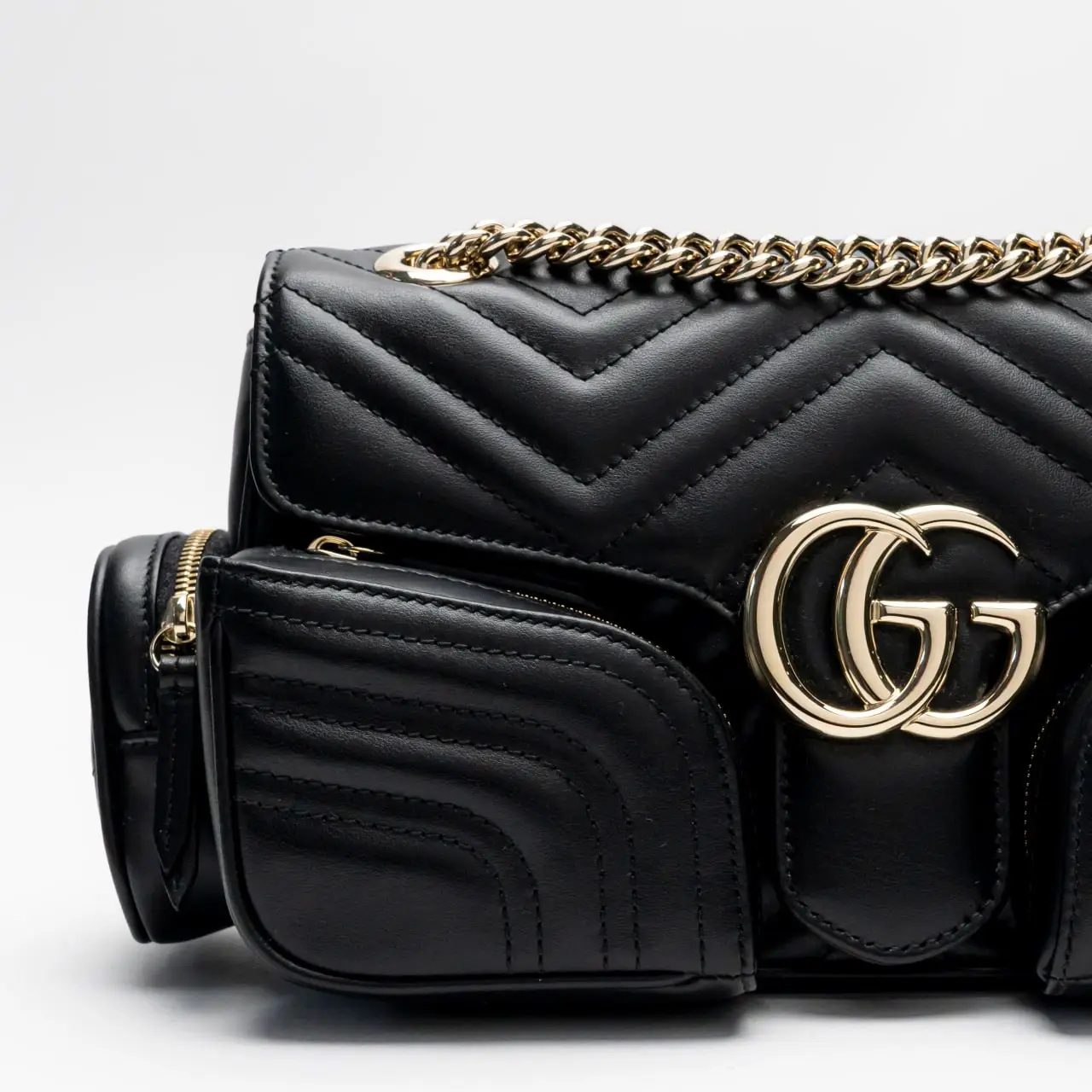 Gucci GG Marmont 2.0 Small Flap Bag with Multi Pocket Black