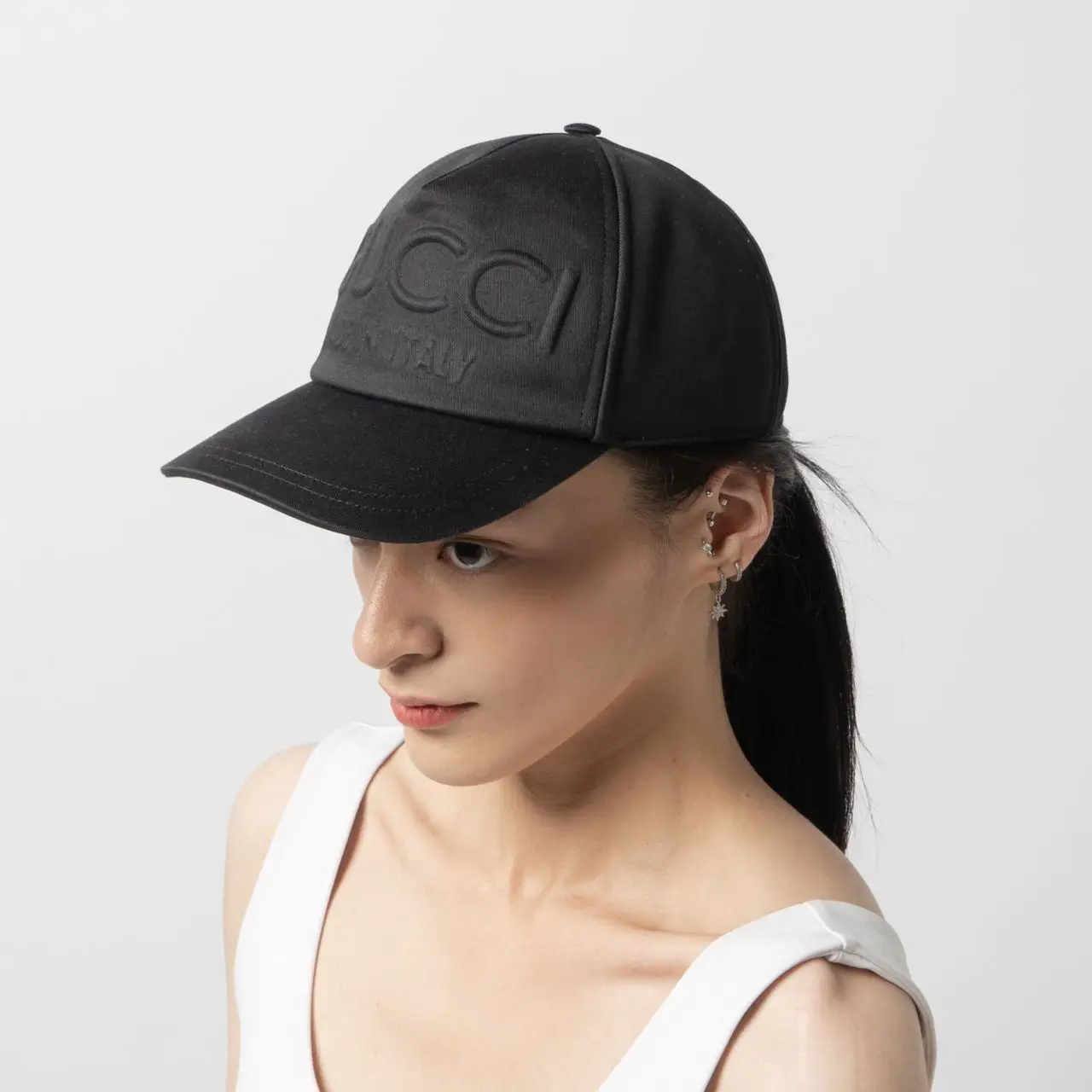 Gucci Embossed Logo Baseball Cap Black – voilà.id