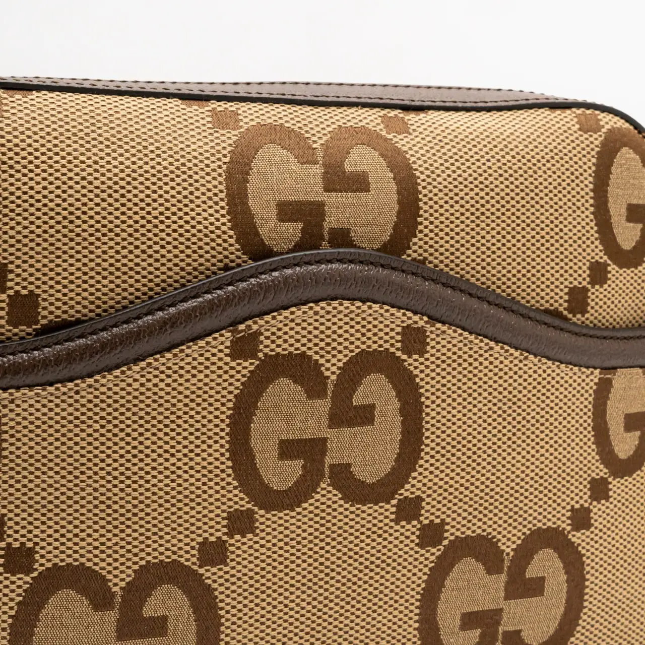 Gucci Messenger Bag Jumbo GG Beige Brown – voilà.id Gucci Messenger Bag Jumbo GG Beige Brown – voilà.id