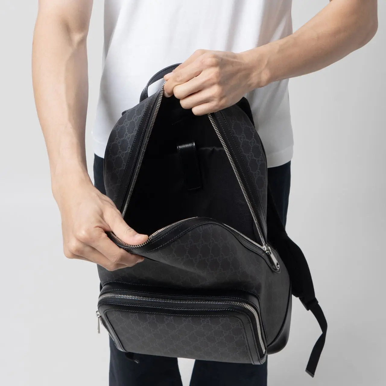 Gucci Interlocking G Supreme Canvas Backpack Black – voilà.id