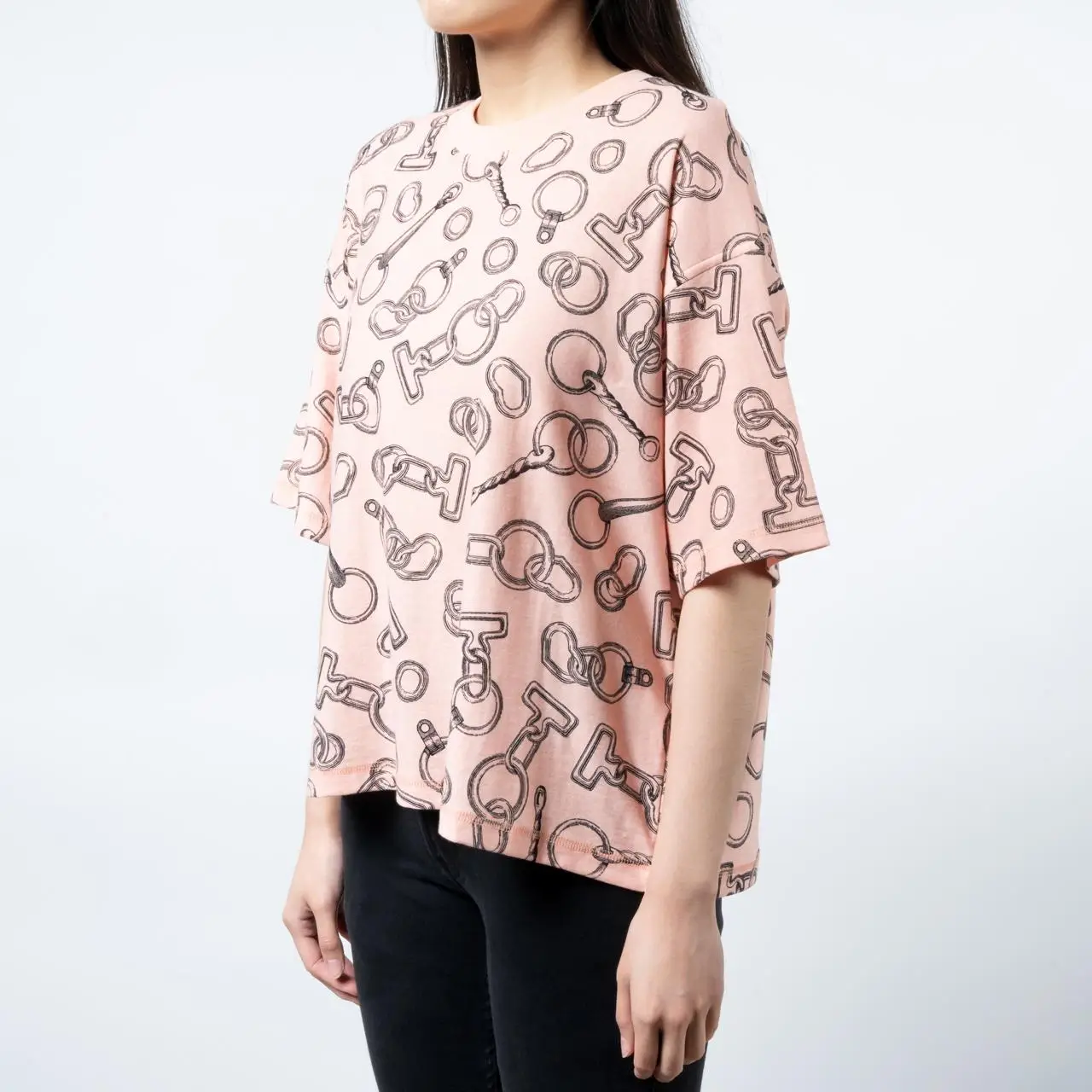 HERMES Tシャツ ★関税込 \"Effet Kaleidoscope\" micro t-shirt HERMES Tシャツ Effet Kaleidoscope micro t-shirt 直営店包装
