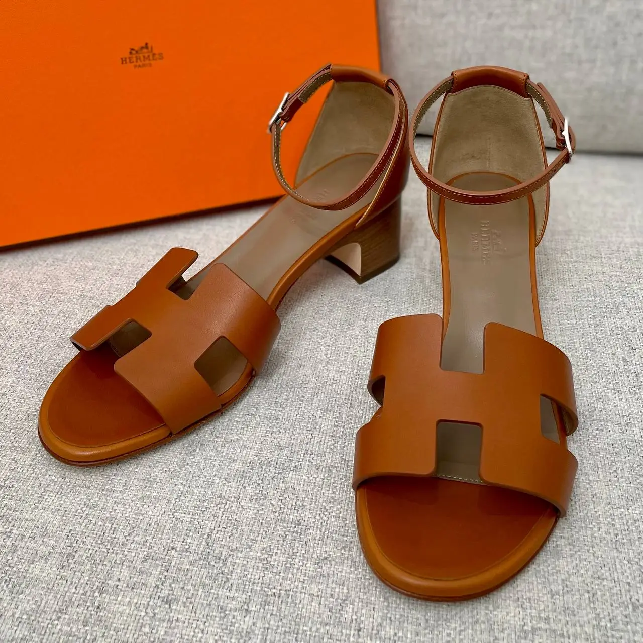 *上品エレガンスUP!*【HERMES】Encens 50 サンダル Encens 50 sandal | Hermès USA