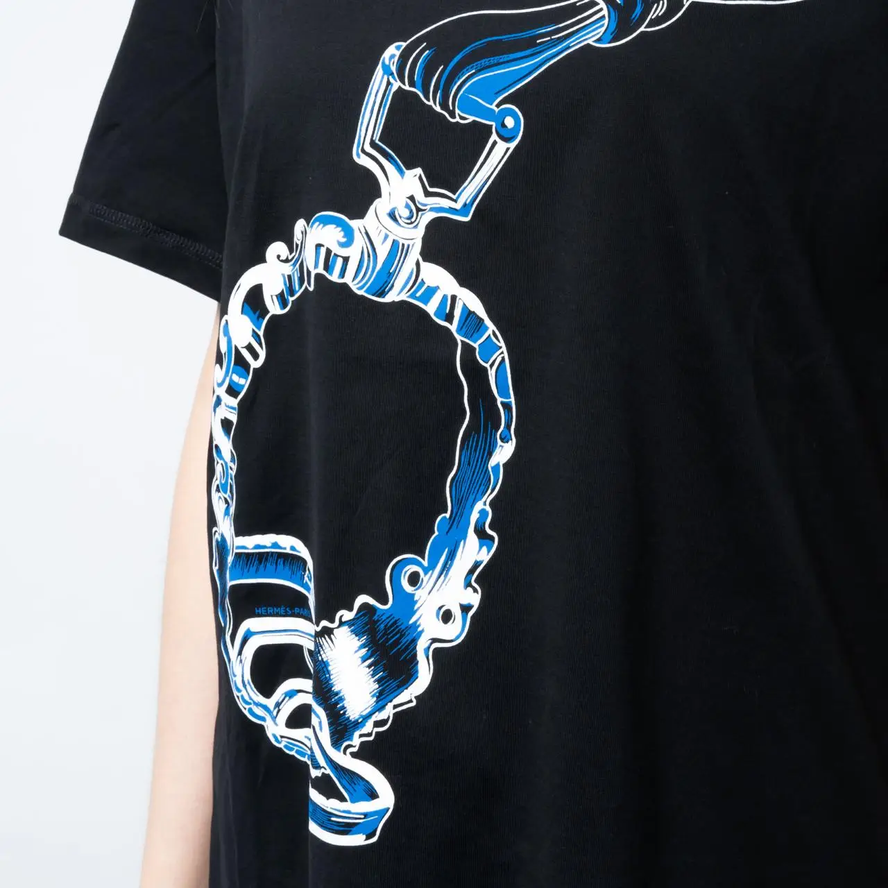 Hermès Etriers Print Maxi T-Shirt Black – voilà.id