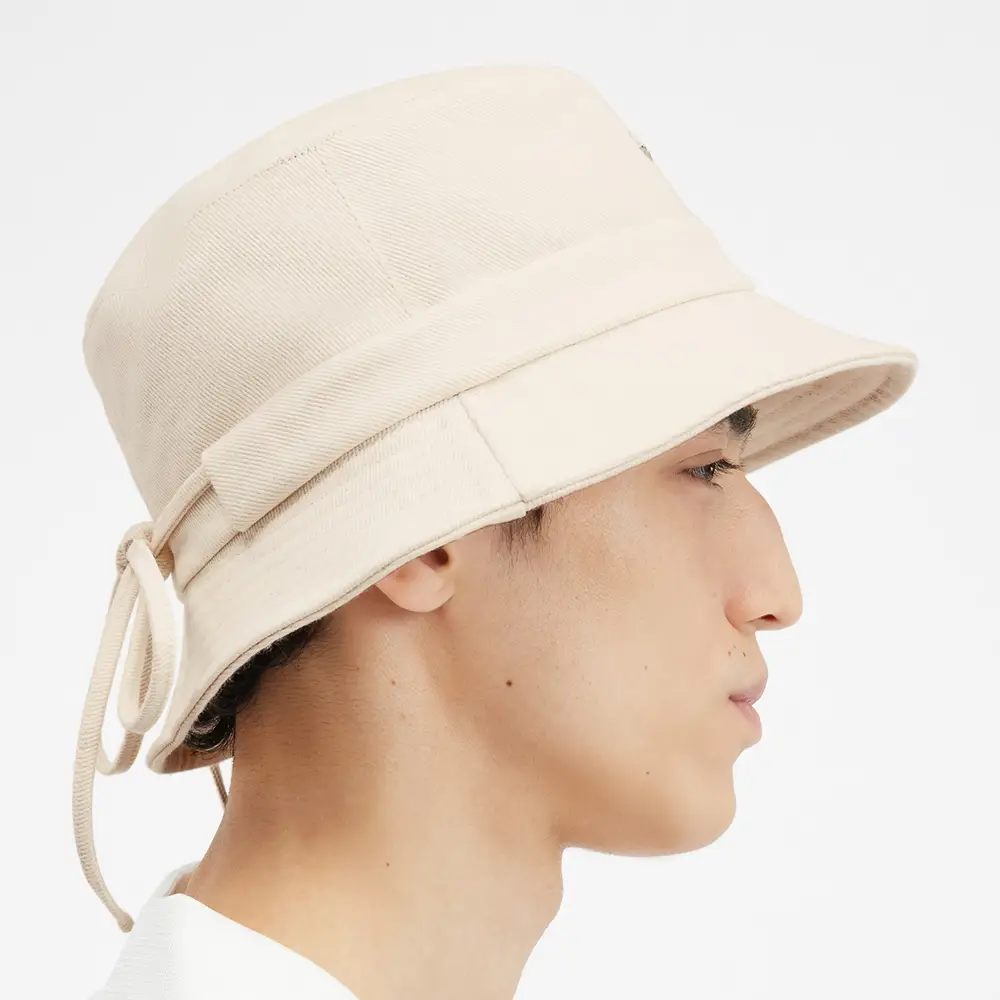 Jacquemus Le Bob Gadjo Knotted Bucket Hat Off White – voilà.id