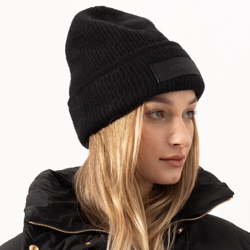 Jacquemus Gros Grain Logo Beanie Black – voilà.id