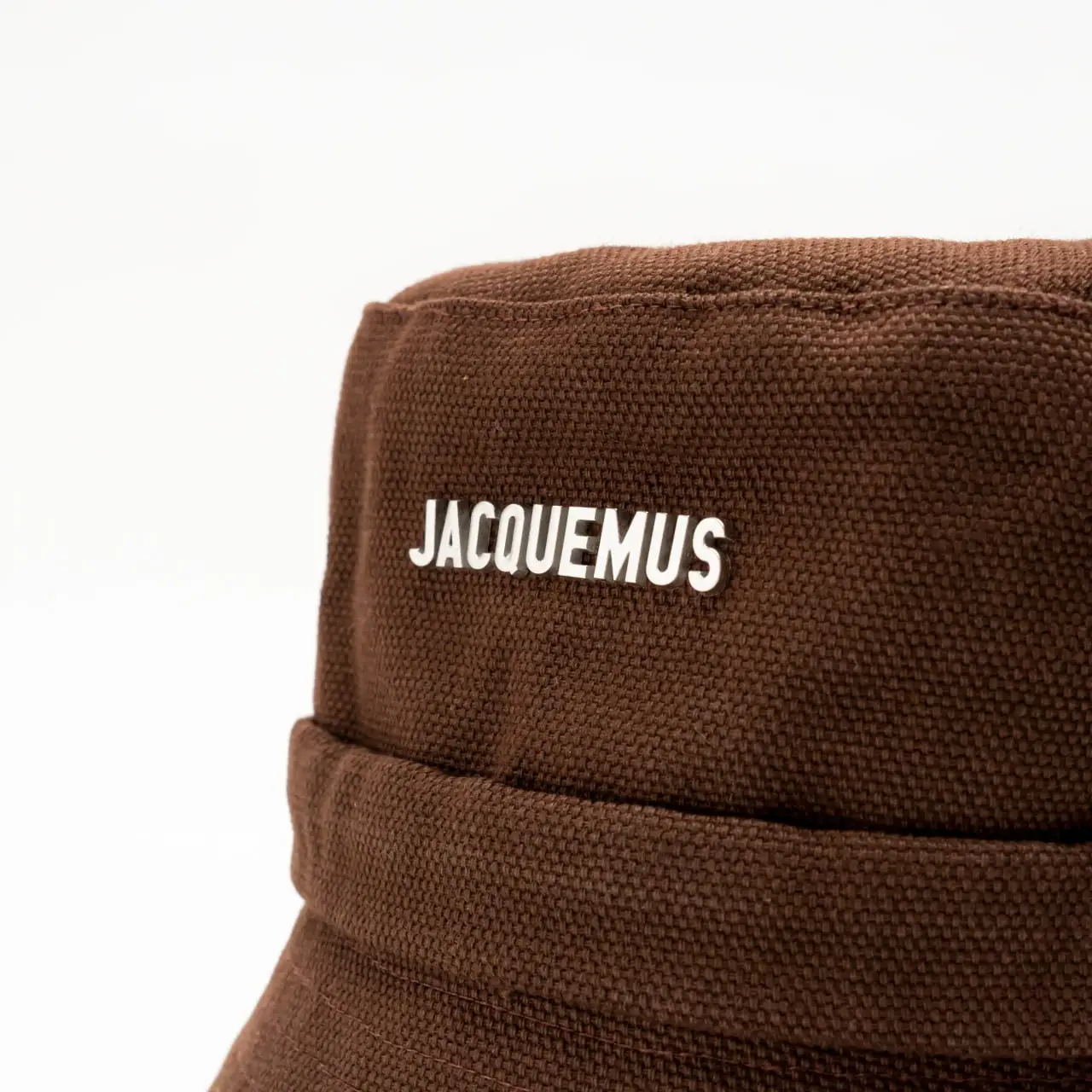 Jacquemus Le Bob Gadjo Knotted Bucket Hat Brown – voilà.id