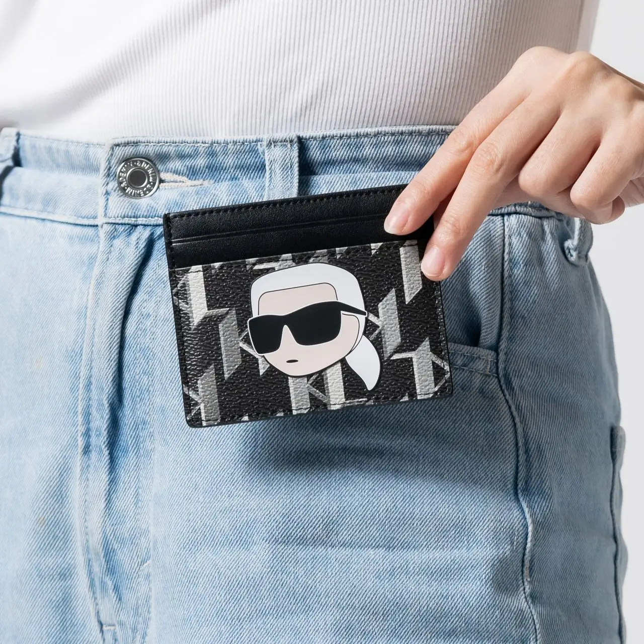 KARL LAGERFELD - K/IKONIK カード ホルダー Karl Lagerfeld K/Ikonik 2.0 Monogram Card Holder Black/White