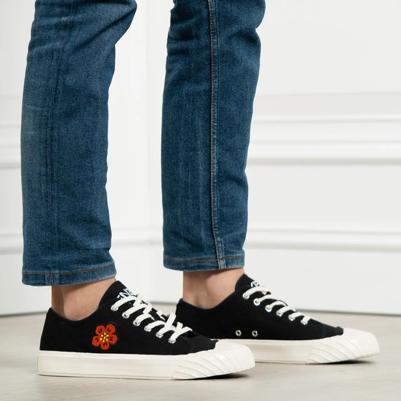 Kenzo Boke Flower Low Top Canvas Sneakers Black Men – voilà.id