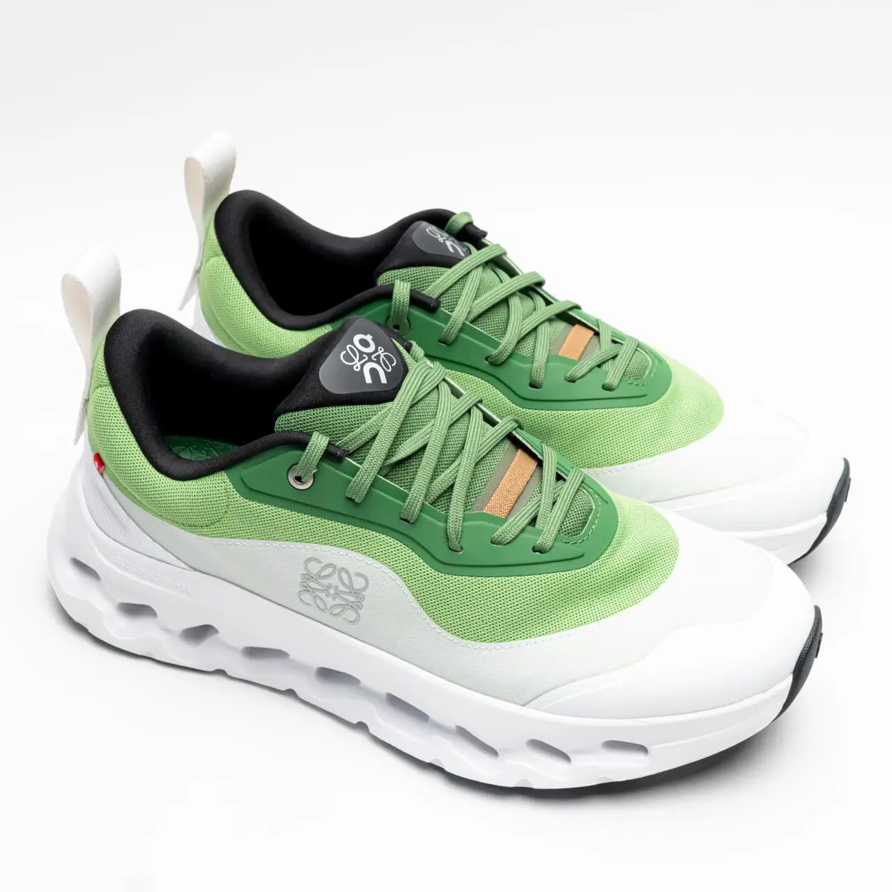 Loewe x ON CLOUDTILT 44 (28cm) Buy Loewe x ON Cloudtilt