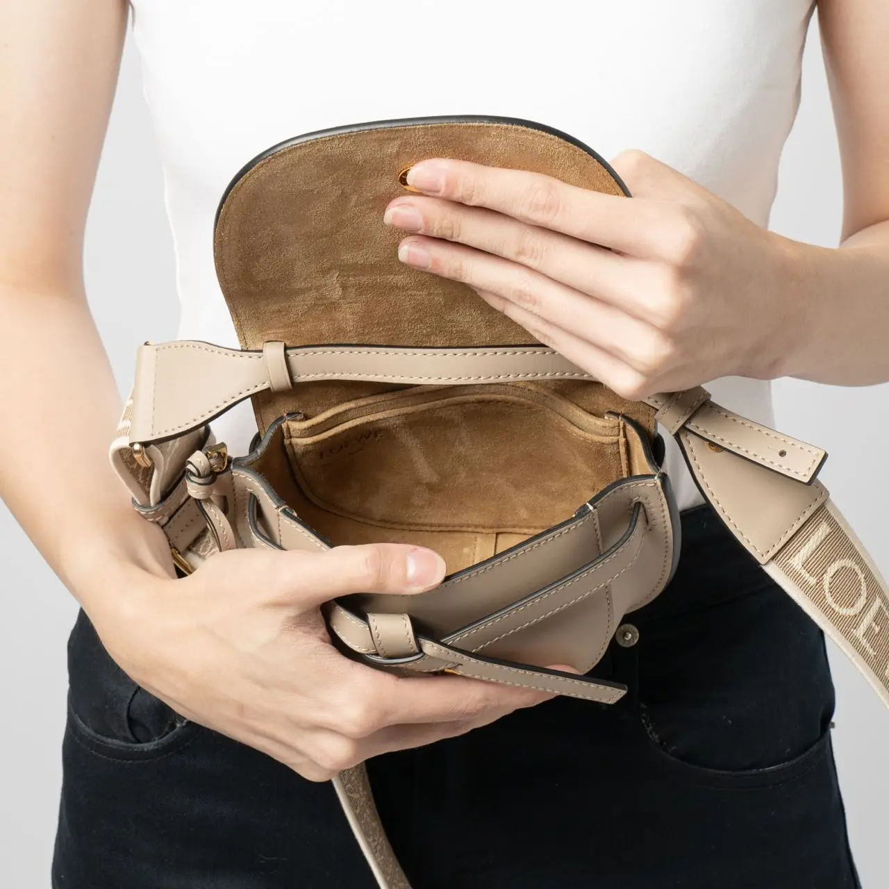 ◇Valluat◇ DELLUA MINI BAG WHITE BEIGE [正規品/関税込]