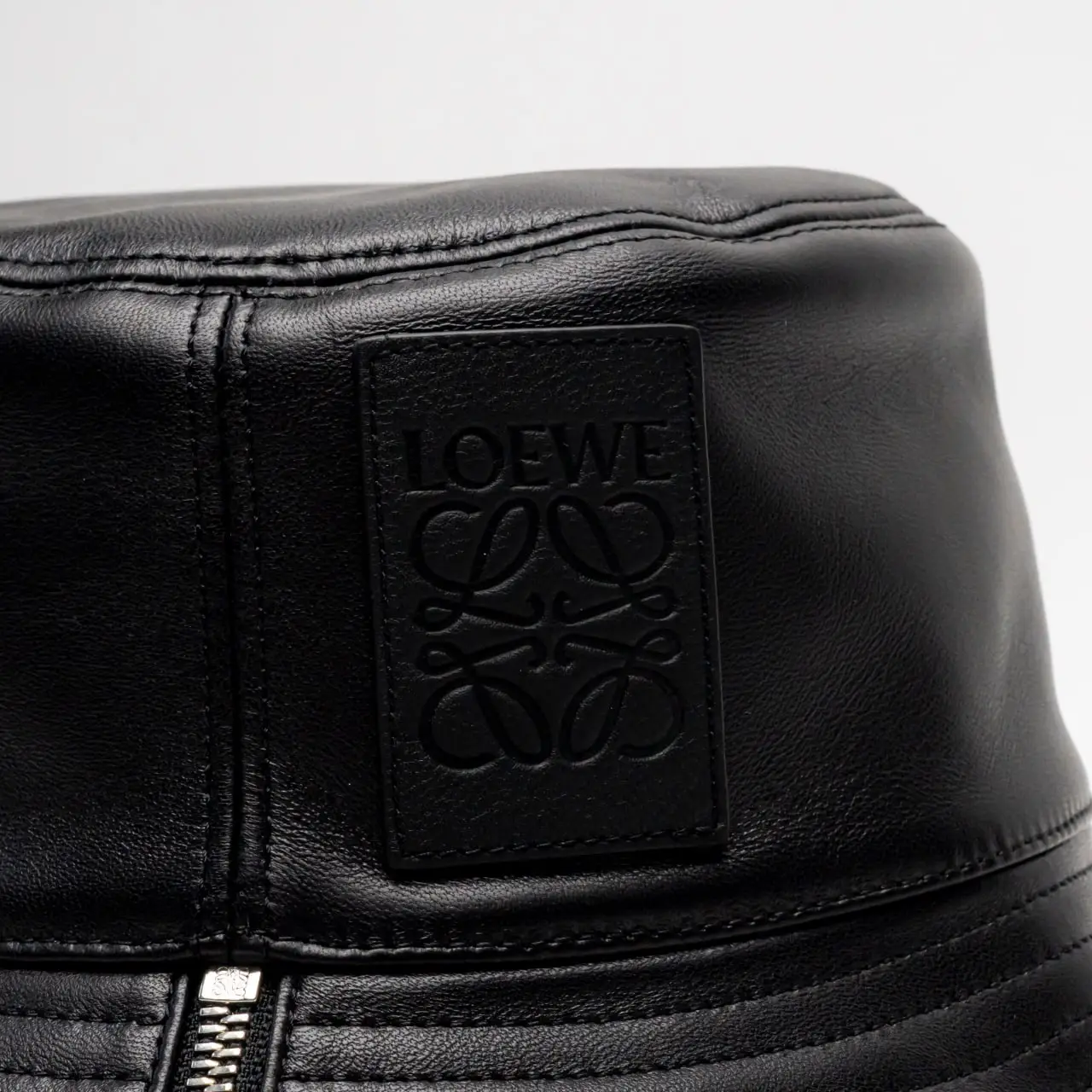 ハット LOEWE LEATHER FISHERMAN HAT Loewe Fisherman Zip Leather Bucket Hat - Bergdorf Goodman
