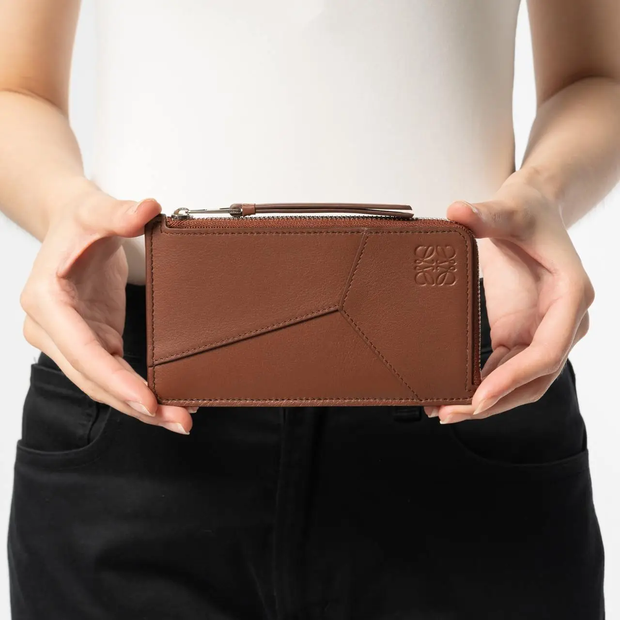 Loewe Puzzle Edge Long Coin in Classic Calfskin Cardholder Brownie