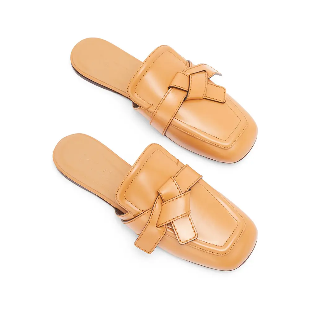 【LOEWE】GATE FLAT MULES Loewe Gate Flat Mules Black – voilà.id
