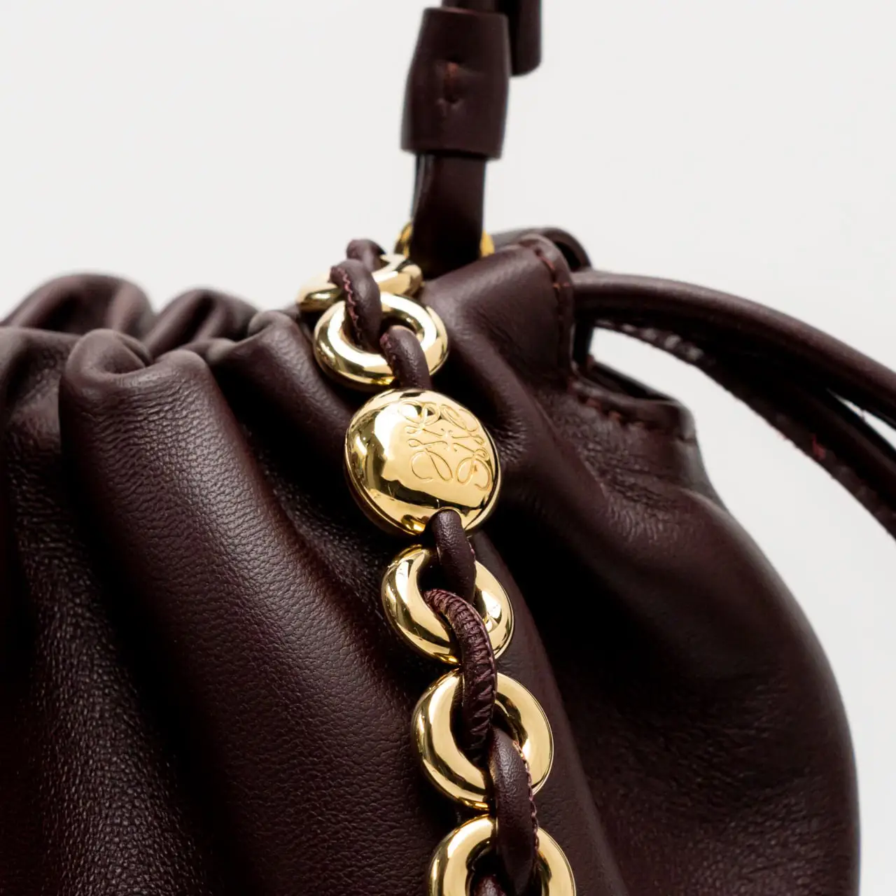 バッグ・カバンその他 Loewe Flamenco Purse Bucket Bag Dark Burgundy Loewe Flamenco Purse Bucket Bag in Mellow Nappa Lambskin