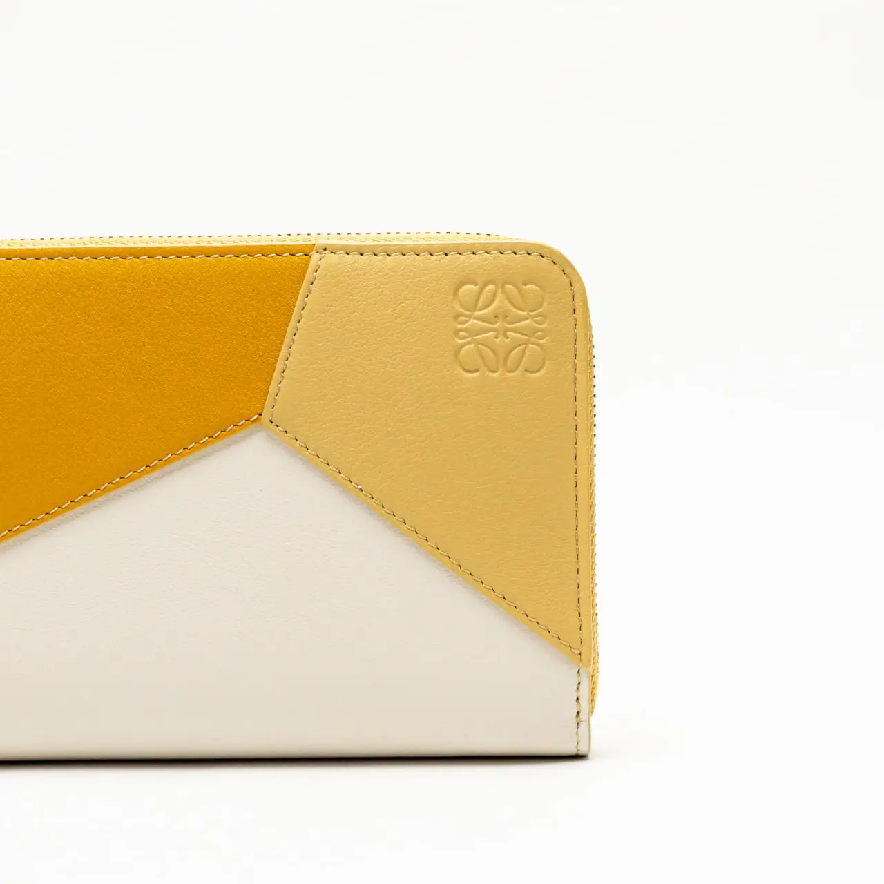 Loewe Puzzle Zip Around Wallet Classic Calfskin Sunflower/Dark