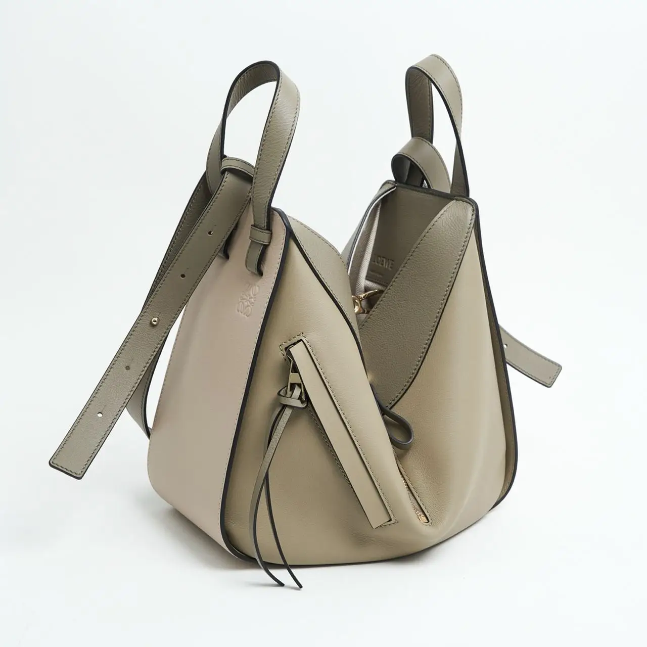 Loewe Hammock Small Clay Green/Dusty Beige – voilà.id
