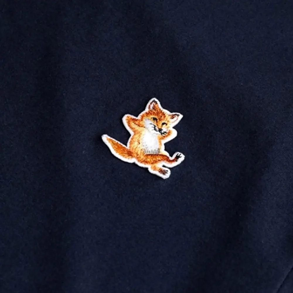 ★関税込★Maison Kitsune★Chillax Fox Patch Classic T Navy Maison Kitsune Chillax Fox Patch T-Shirt - JM00122KJ0008
