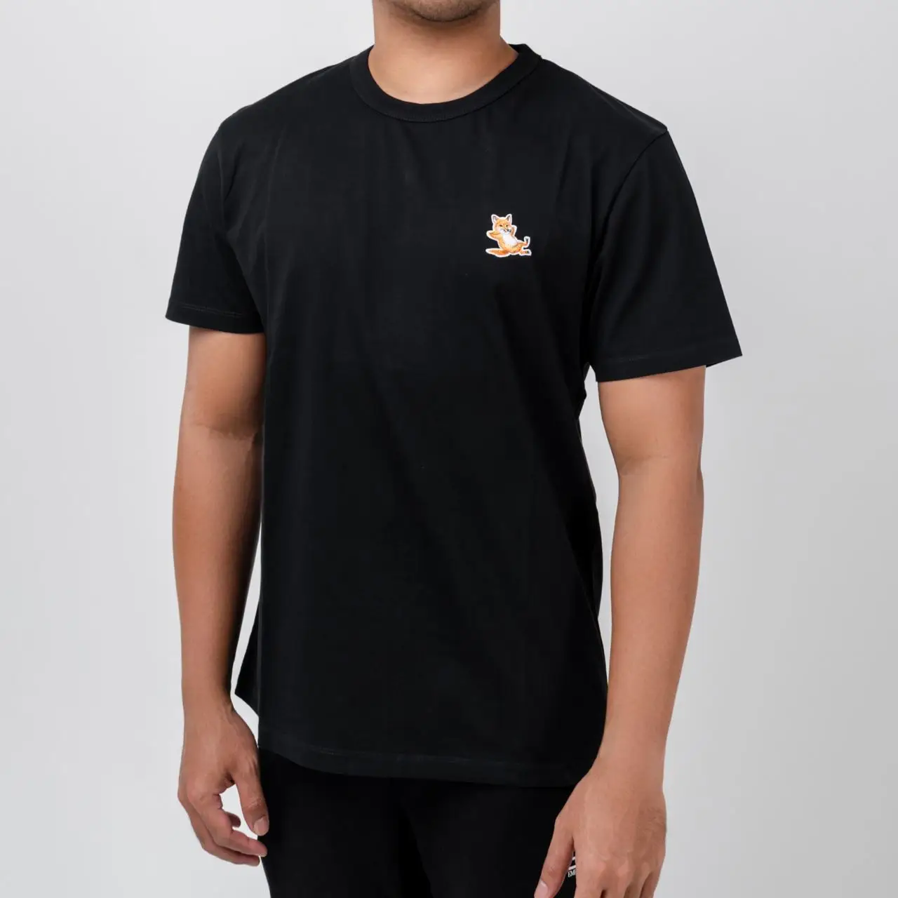 Relax T-Shirt / Black | Mover & Shake