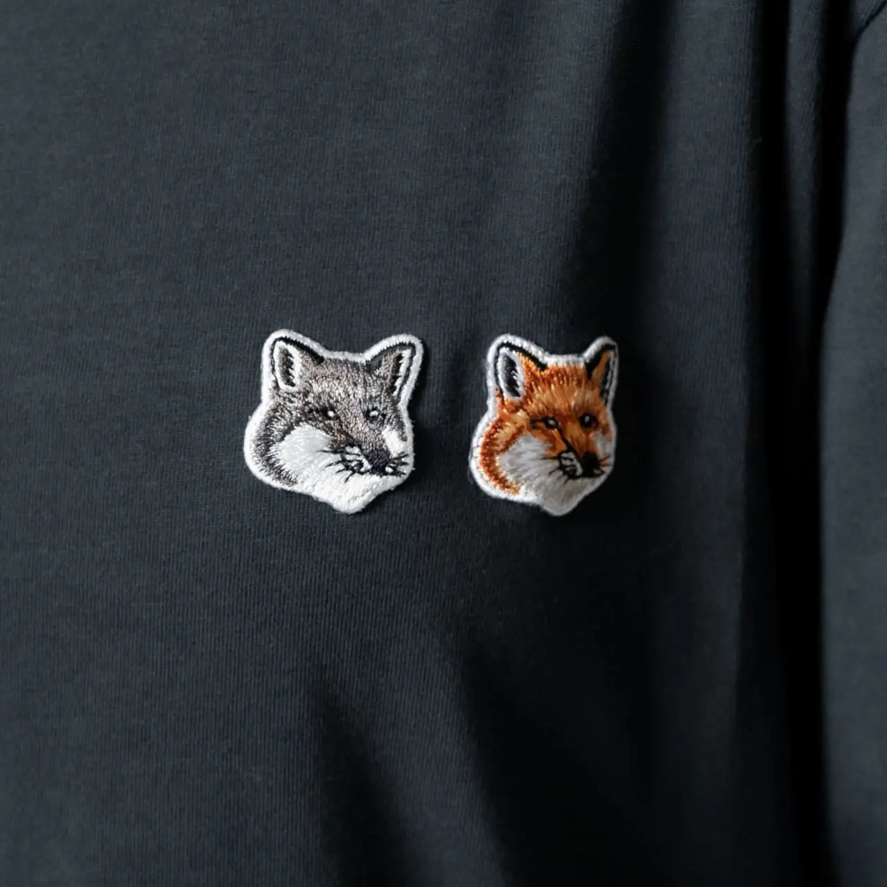 Maison Kitsune Double Fox Head Patch Classic T-Shirt Anthracite