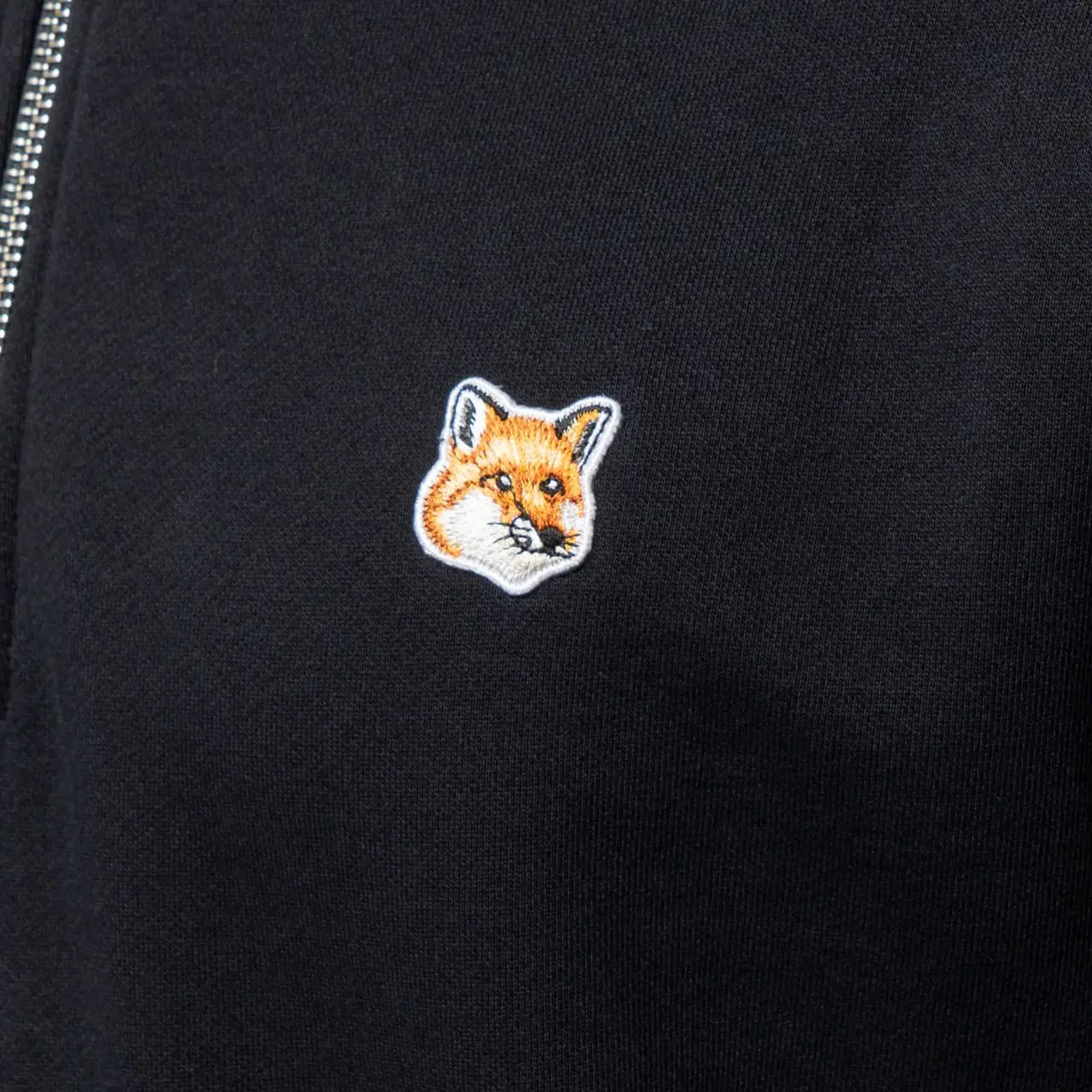 Maison Kitsunè Fox Head Patch Half Zip Sweatshirt Black – voilà.id