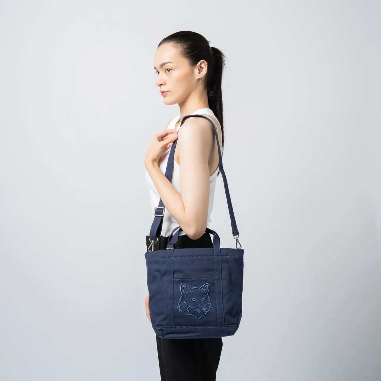 ☆MAISON KITSUNE☆Nylon Quilted Tote Bag トートバッグ MAISON KITSUNÉ - パファーナイロン トートバッグ - FOX HEAD